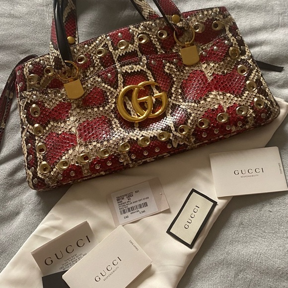 Gucci Handbags - Gucci - Like New- only used once or twice- priced to sell!  $700